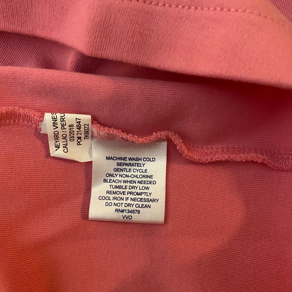 EUC Vineyard Vines hoodie - Picture 4 of 4